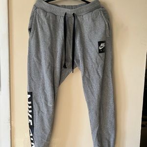 Nike Men’s Sweatpants